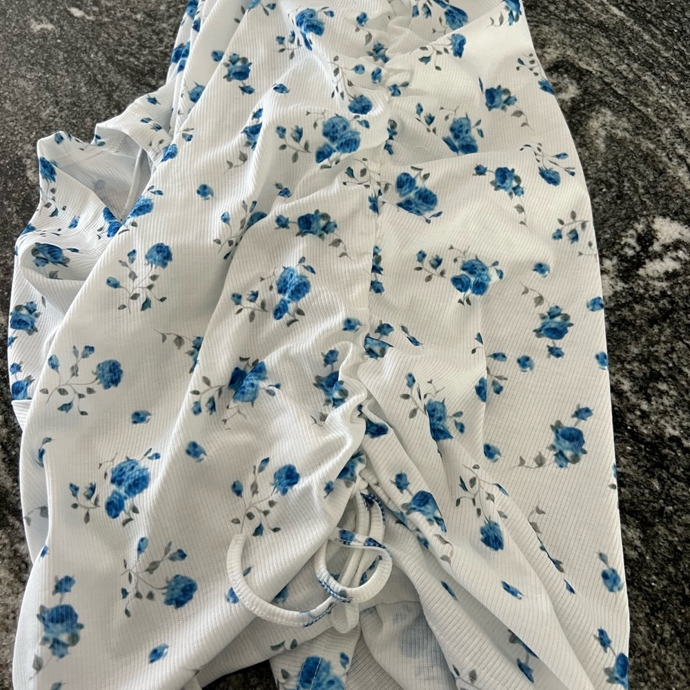 SHEIN Blue Floral Maternity Dress - Picture 3 of 3